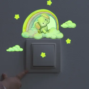 Animacinių Filmų Vaivorykštė Dramblys Šviesos Lipdukai Ant Sienos Baby Kid Kambaryje Namų Dekoro Jungiklis, Kištukinis Lizdas Meno Decal Švyti Tamsoje Lipdukas